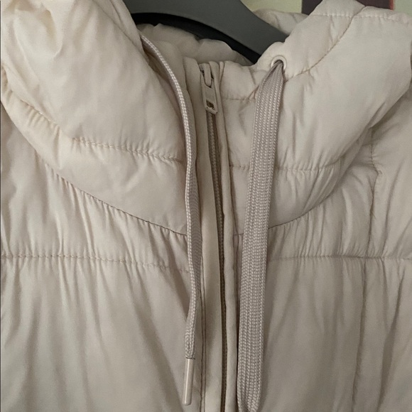 GAP - Picture 7 of 10